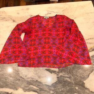 Karlie Size Small Bell Sleeve Colorful Vibrant Red and Pink Women's Top